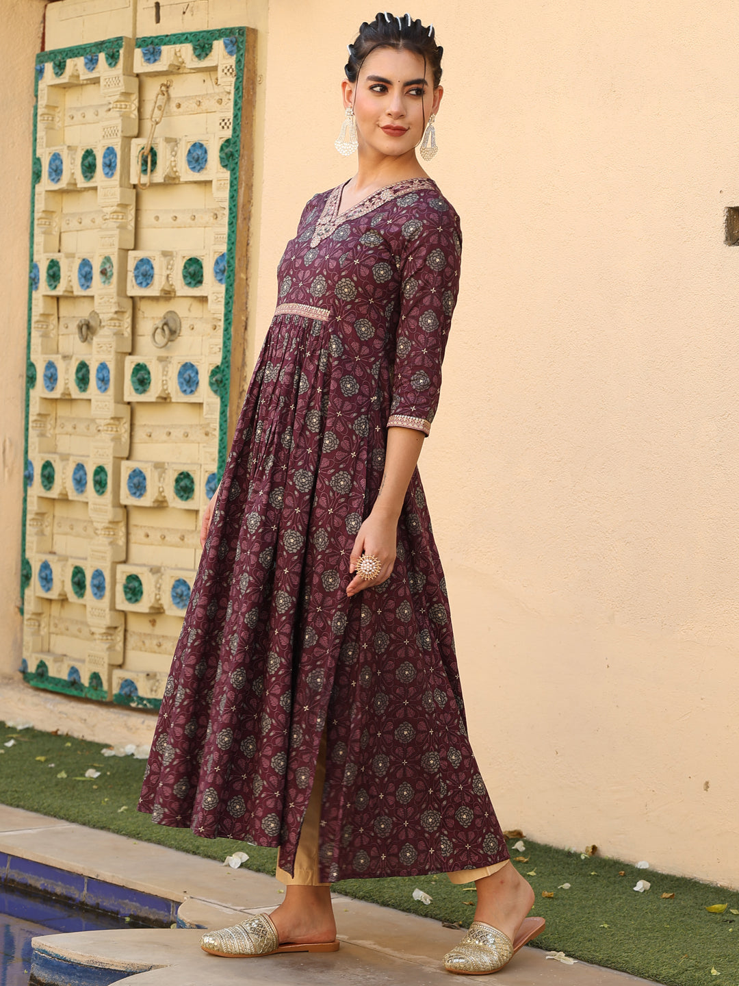 Cotton Calf Length Printed Flared 3/4 Sleeves V-Neck Kurta