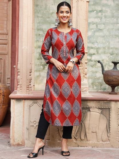 Cotton Calf Length Printed Straight 3/4 Sleeves Round Neck Kurta