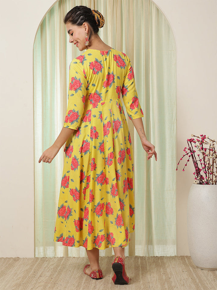 Rayon Calf Length Printed Flared 3/4 Sleeves V-Neck Kurta