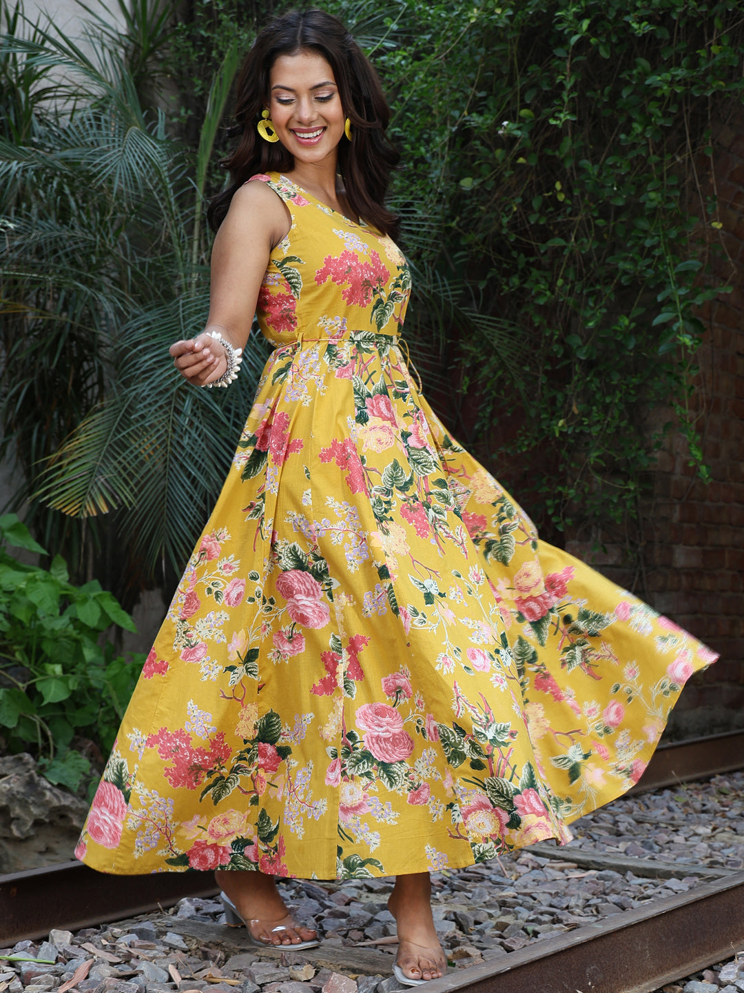 Cotton Ankle Length Printed Flared 3/4 Sleeves V-Neck Kurta