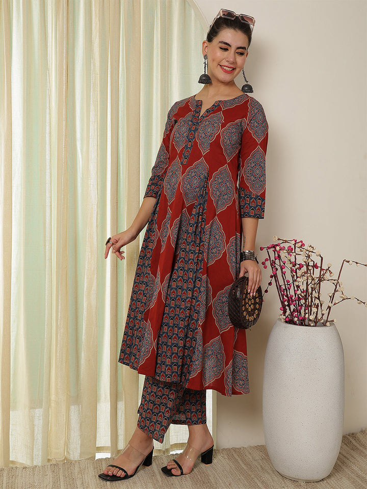 Cotton Calf Length Printed Flared 3/4 Sleeves Round Neck Kurta Bottom Set