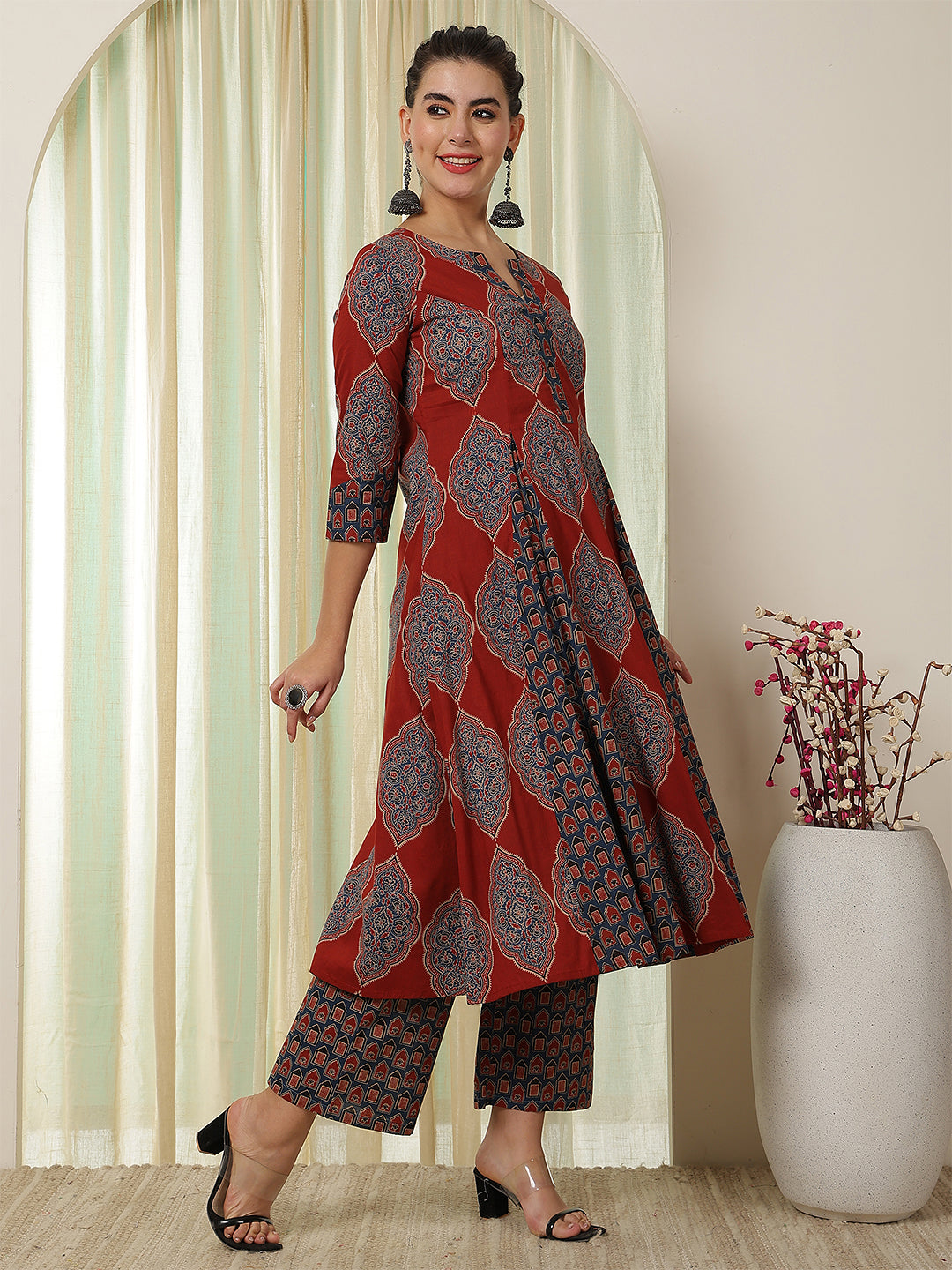 Cotton Calf Length Printed Flared 3/4 Sleeves Round Neck Kurta Bottom Set