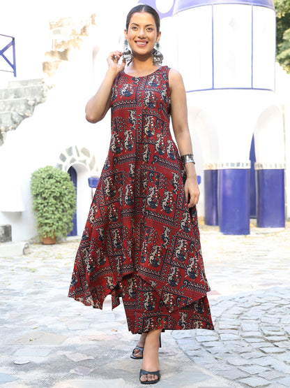 Rayon Calf Length Printed Assymetrical Sleeveless Sleeves Round Neck Kurta Bottom Set