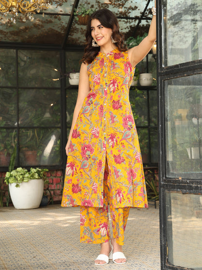 Cotton Calf Length Printed A-Line 3/4 Sleeves Mandarin Kurta Bottom Set
