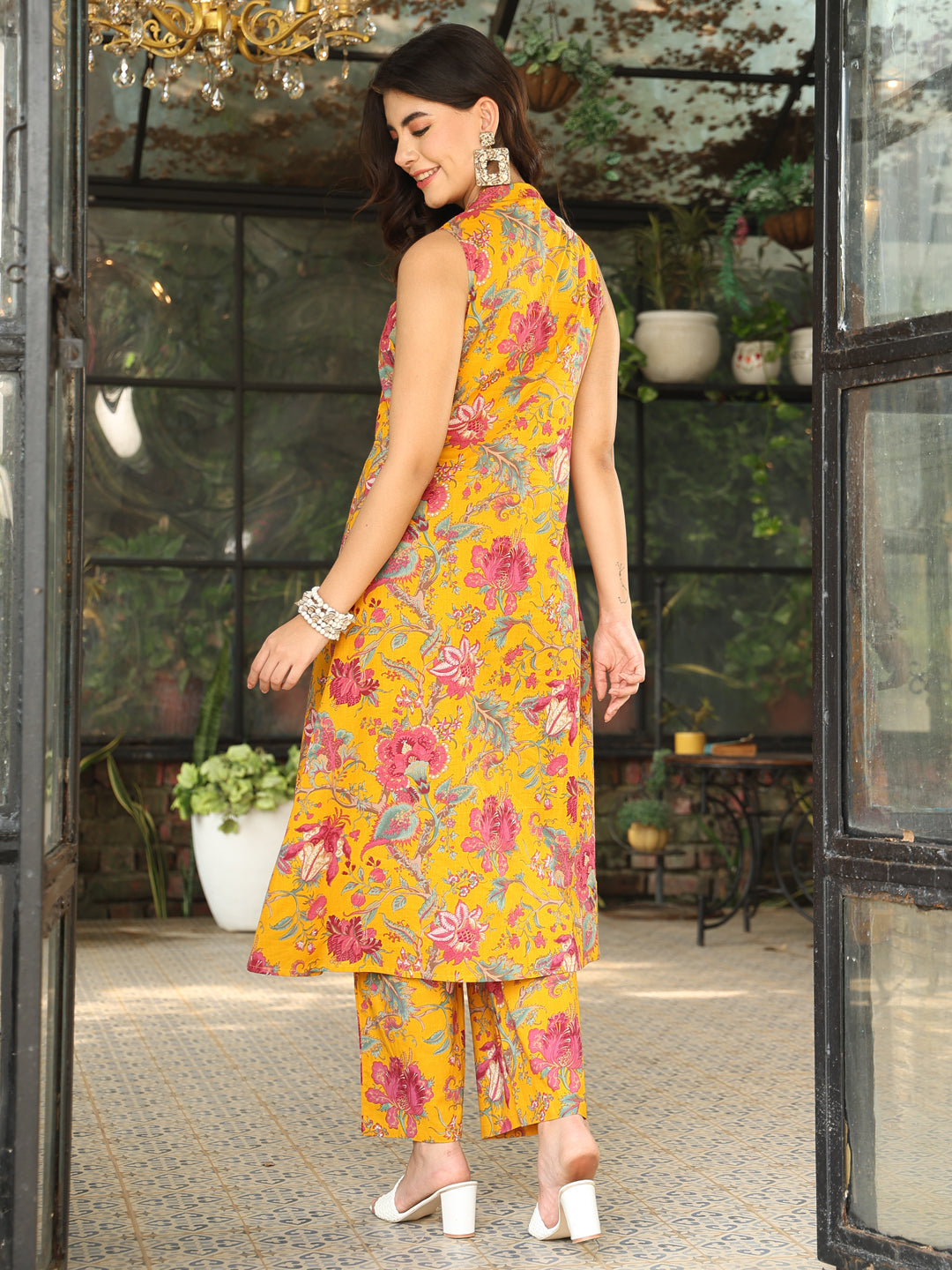 Cotton Calf Length Printed A-Line 3/4 Sleeves Mandarin Kurta Bottom Set