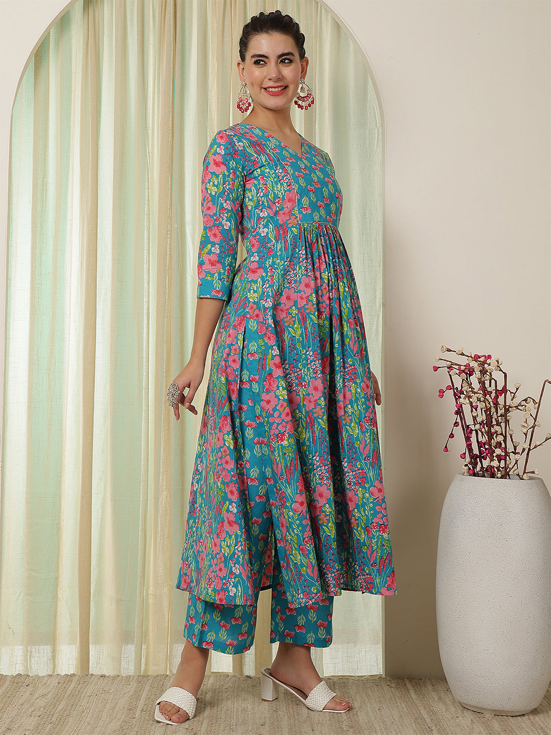 Cotton Calf Length Printed Flared 3/4 Sleeves V-Neck Kurta Bottom Set