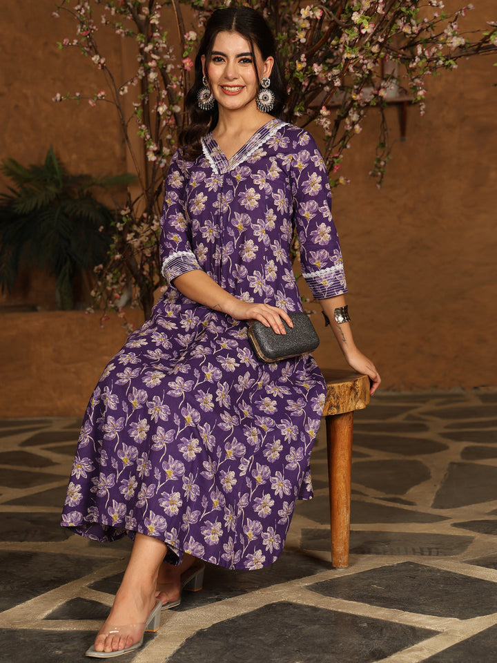 Rayon Calf Length Printed Flared 3/4 Sleeves V-Neck Kurta Bottom Set