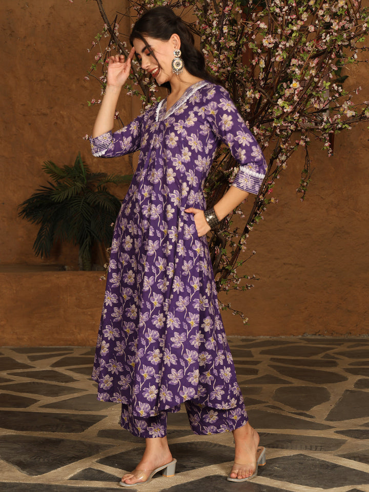 Rayon Calf Length Printed Flared 3/4 Sleeves V-Neck Kurta Bottom Set