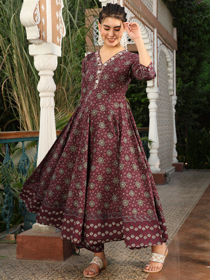 Cotton Calf Length Printed Flared 3/4 Sleeves V-Neck Kurta Suit Set