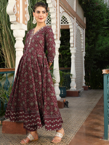 Cotton Calf Length Printed Flared 3/4 Sleeves V-Neck Kurta Suit Set
