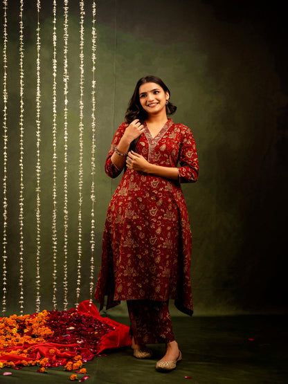 Cotton Calf Length Printed A-Line 3/4 Sleeves V-Neck Kurta Bottom Set