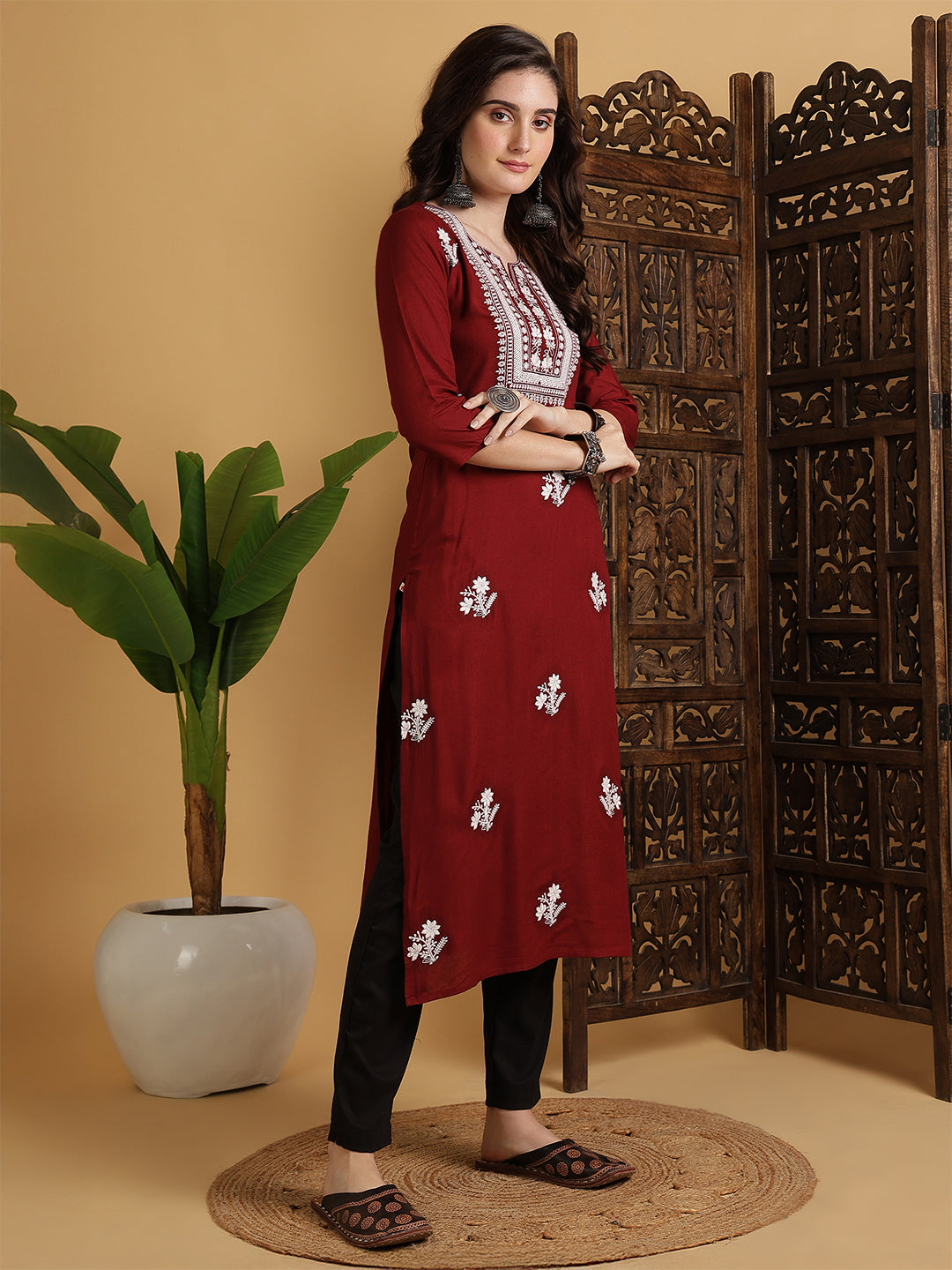 Rayon Calf Length Solid Straight 3/4 Sleeves Round Neck Kurta