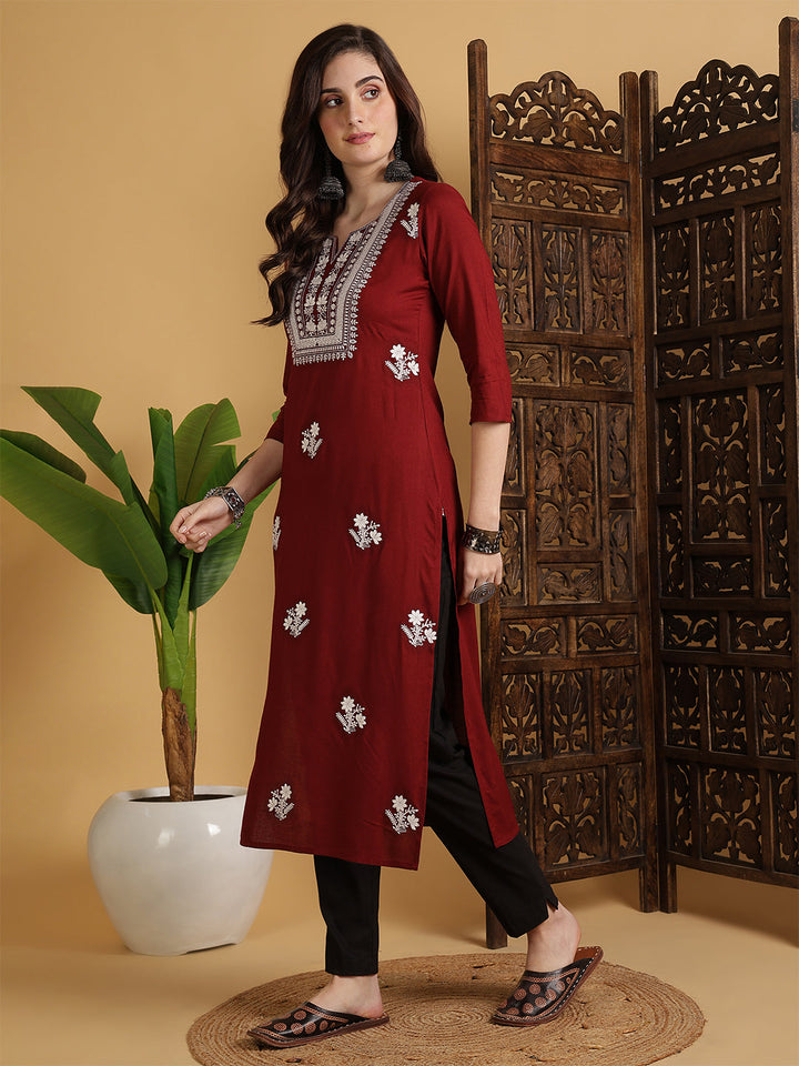 Rayon Calf Length Solid Straight 3/4 Sleeves Round Neck Kurta