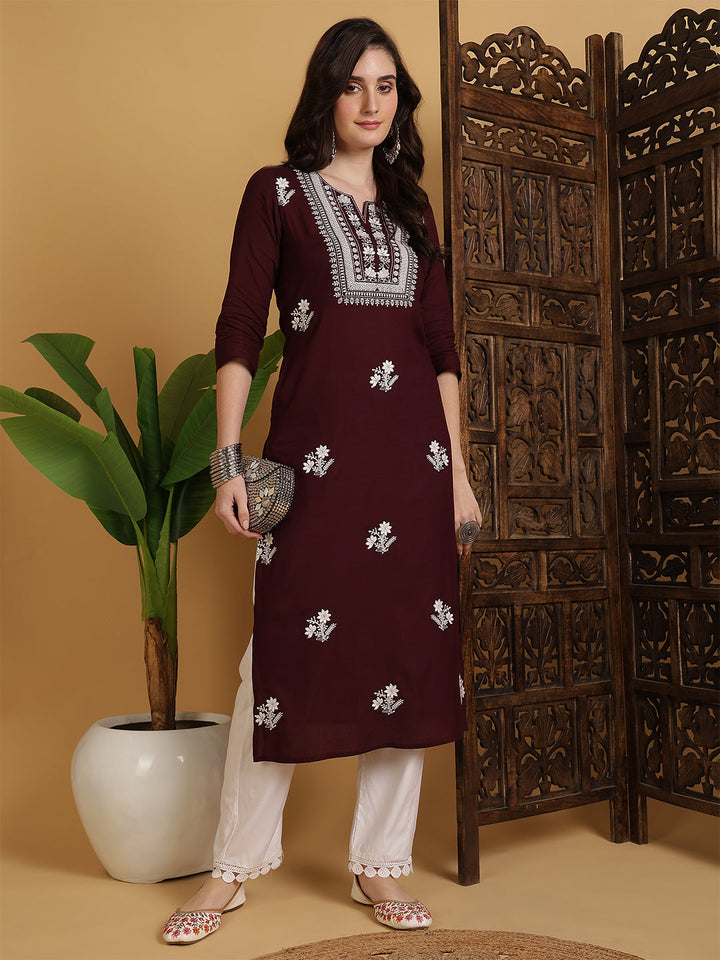Rayon Calf Length Solid Straight 3/4 Sleeves Round Neck Kurta