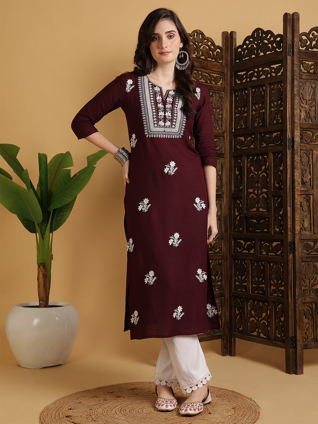 Rayon Calf Length Solid Straight 3/4 Sleeves Round Neck Kurta