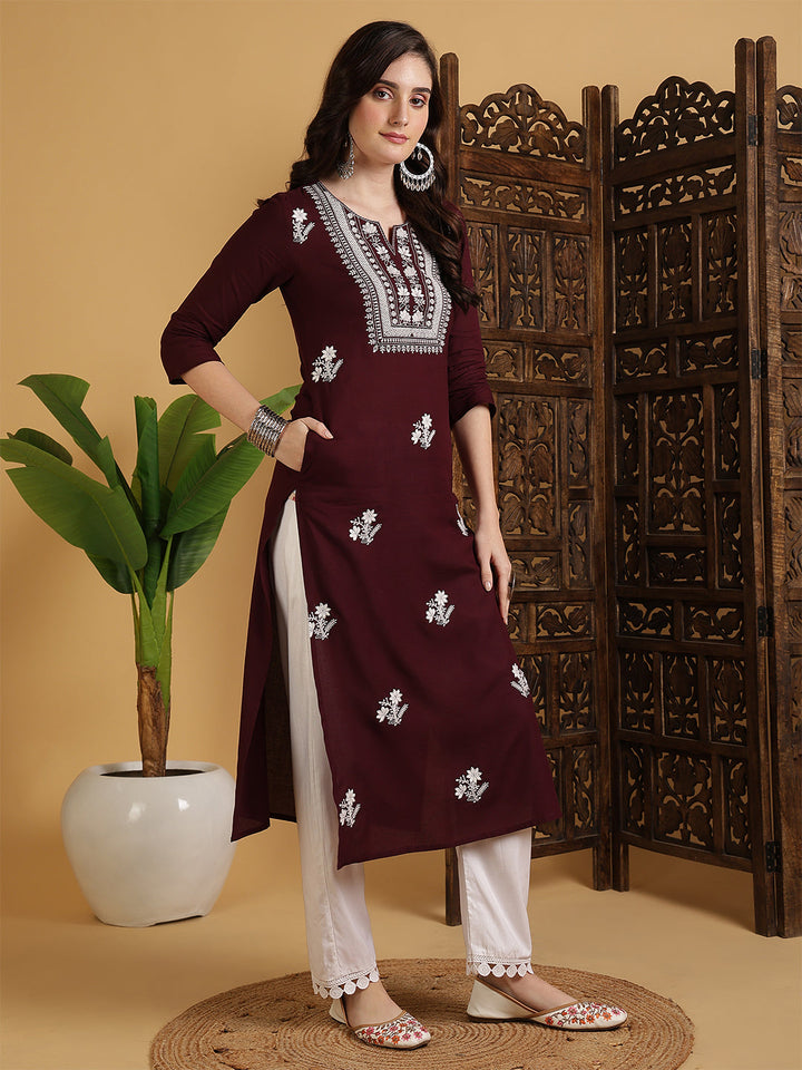 Rayon Calf Length Solid Straight 3/4 Sleeves Round Neck Kurta