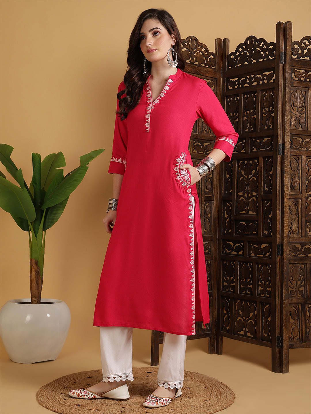 Rayon Calf Length Solid Straight 3/4 Sleeves V-Neck Kurta