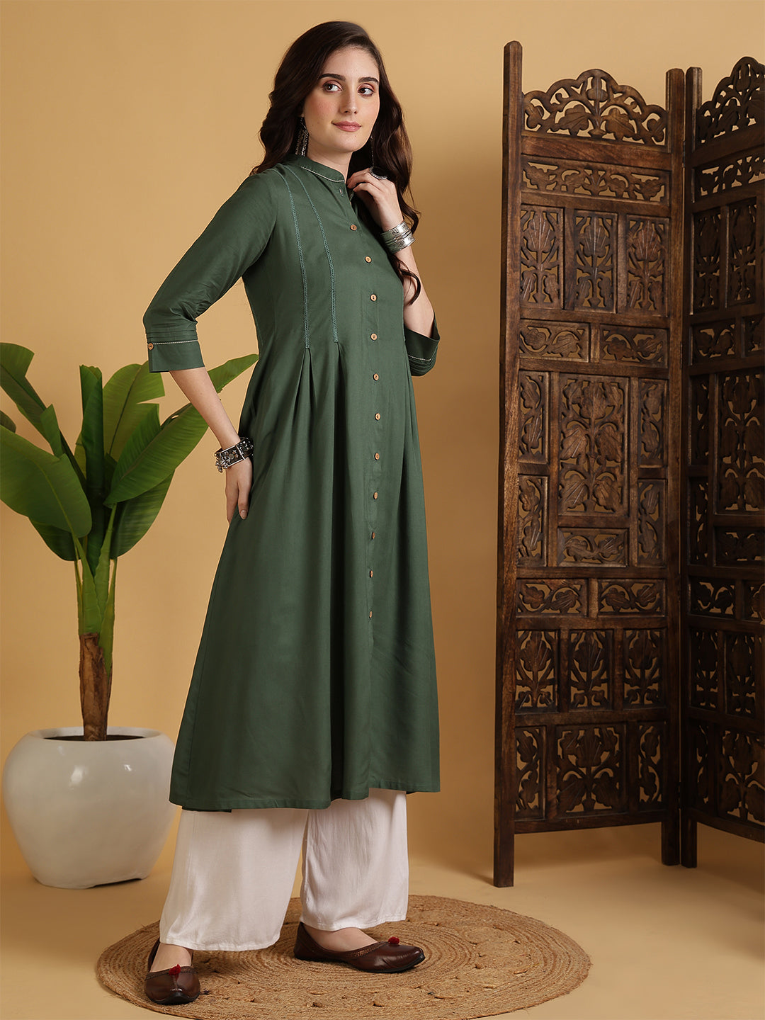 Rayon Calf Length Solid A-Line 3/4 Sleeves Mandarin Neck Kurta