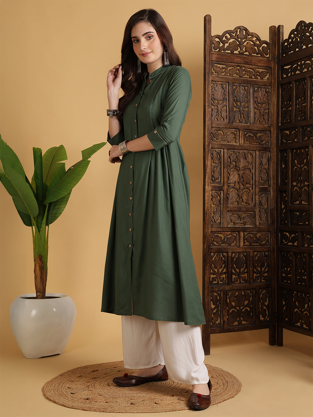 Rayon Calf Length Solid A-Line 3/4 Sleeves Mandarin Neck Kurta