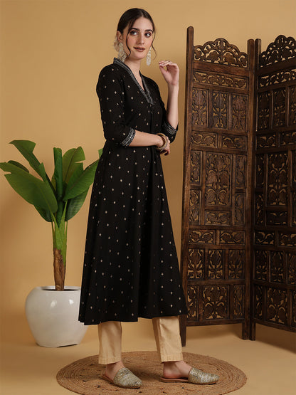 Rayon Calf Length Solid Semi-Flared 3/4 Sleeves V-Neck Kurta