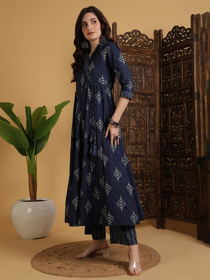 Cotton Calf Length Printed Flared 3/4 Sleeves V-Neck Kurta Suit Set