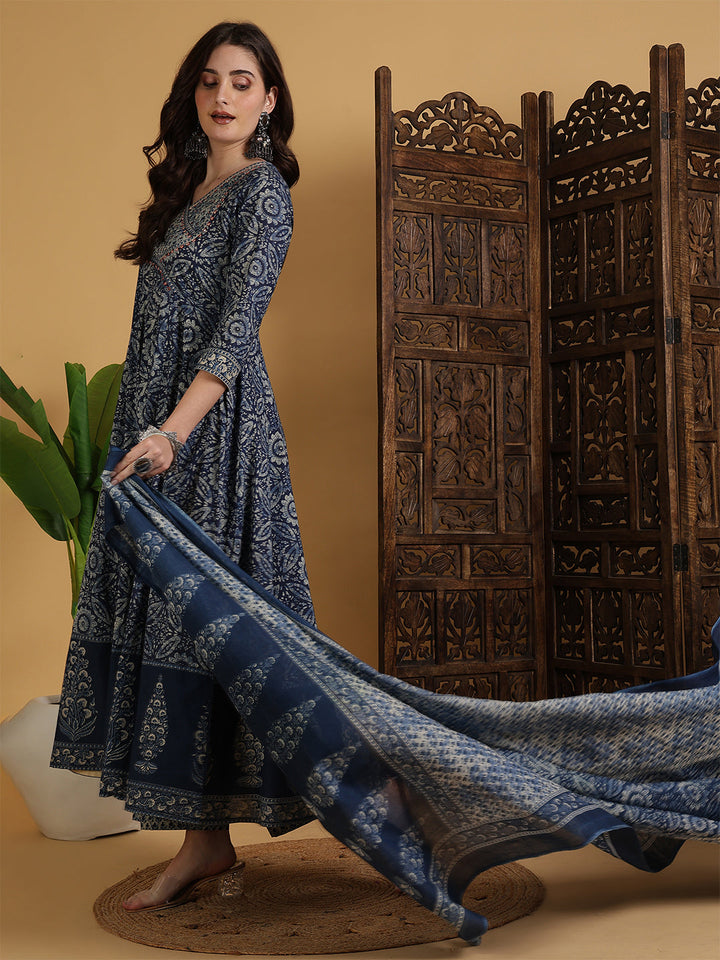 Cotton Calf Length Printed Flared 3/4 Sleeves V-Neck Kurta Suit Set