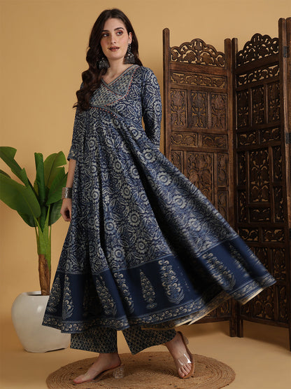 Cotton Calf Length Printed Flared 3/4 Sleeves V-Neck Kurta Suit Set