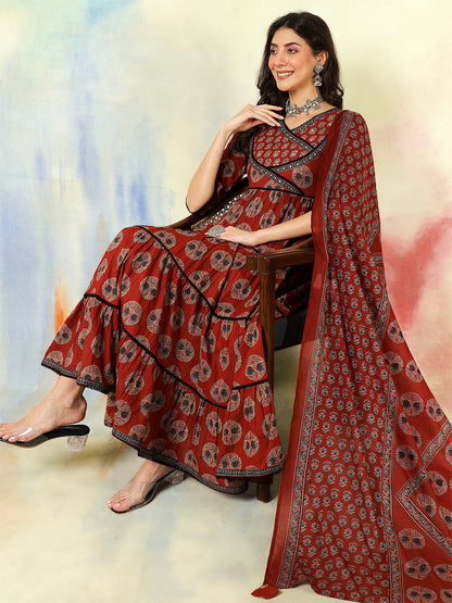 Cotton Calf Length Printed Flared 3/4 Sleeves V-Neck Kurta Suit Set