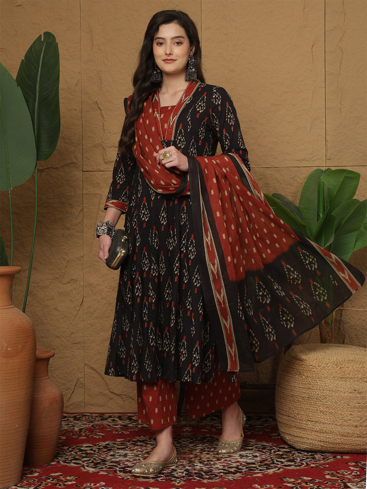 Cotton Calf Length Printed 3/4 Sleeves Collar Semi-Flared Kurta Bottom With Dupatta