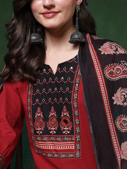 Rayon Calf Length Solid 3/4 Sleeves Round Neck Straight Kurta Suit Set