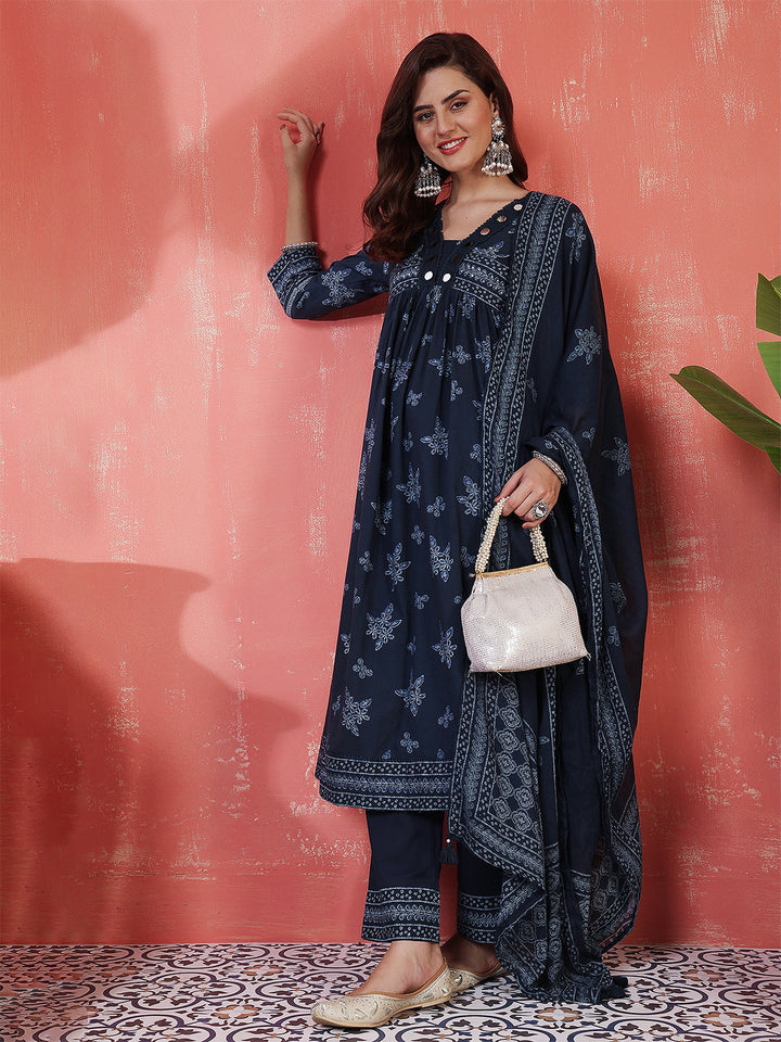 Rayon Calf Length Printed 3/4 Sleeves V-Neck Semi-Flared Kurta Suit Set
