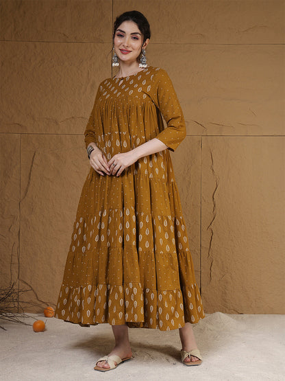 Cotton Calf Length Printed 3/4 Sleeves Key Hole Neck Flared Kurta