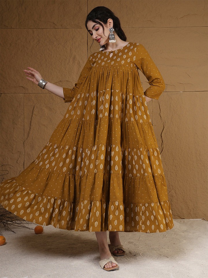 Cotton Calf Length Printed 3/4 Sleeves Key Hole Neck Flared Kurta