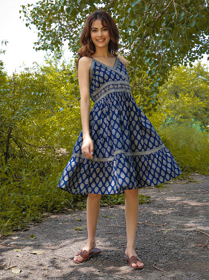 Cotton Knee Length Printed Strappy Sleeve V-Neck Flared Dress