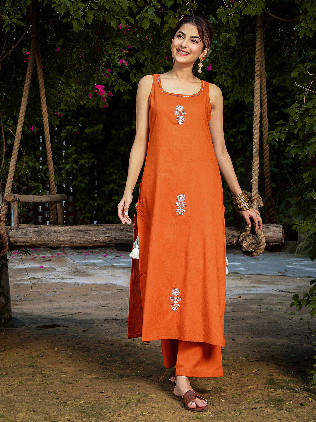 Rayon Calf Length Solid Sleeveless Round Neck Straight Kurta Suit Set