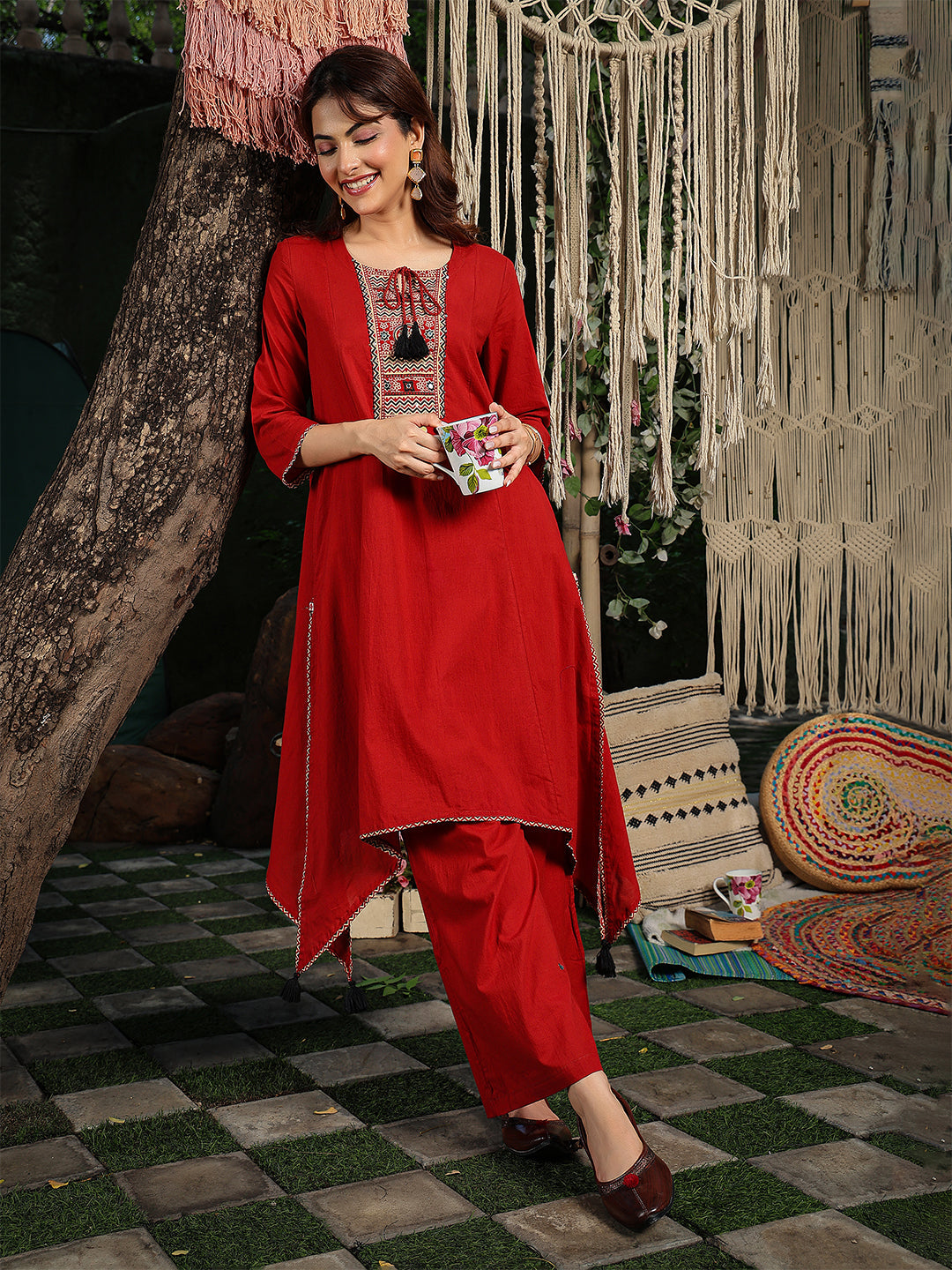 Rayon Knee Length Solid 3/4 Sleeve Round Neck Asymmetrical Kurta Suit Set