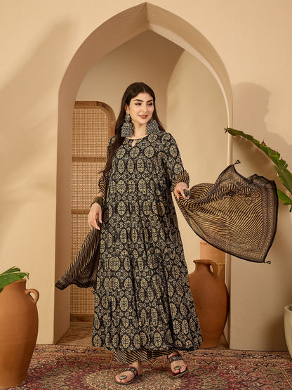 Cotton Calf Length Printed 3/4 Sleeve Key Hole Neck Anarkali Kurta Suit Set