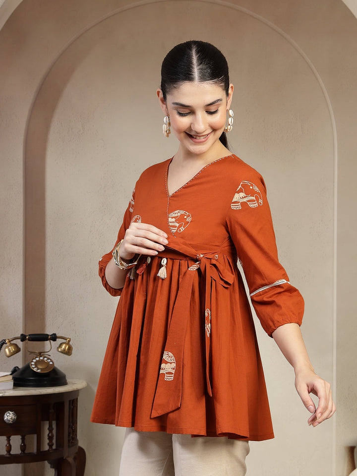 Rayon Hip Length Printed 3/4 Sleeves V-Neck Flared Top