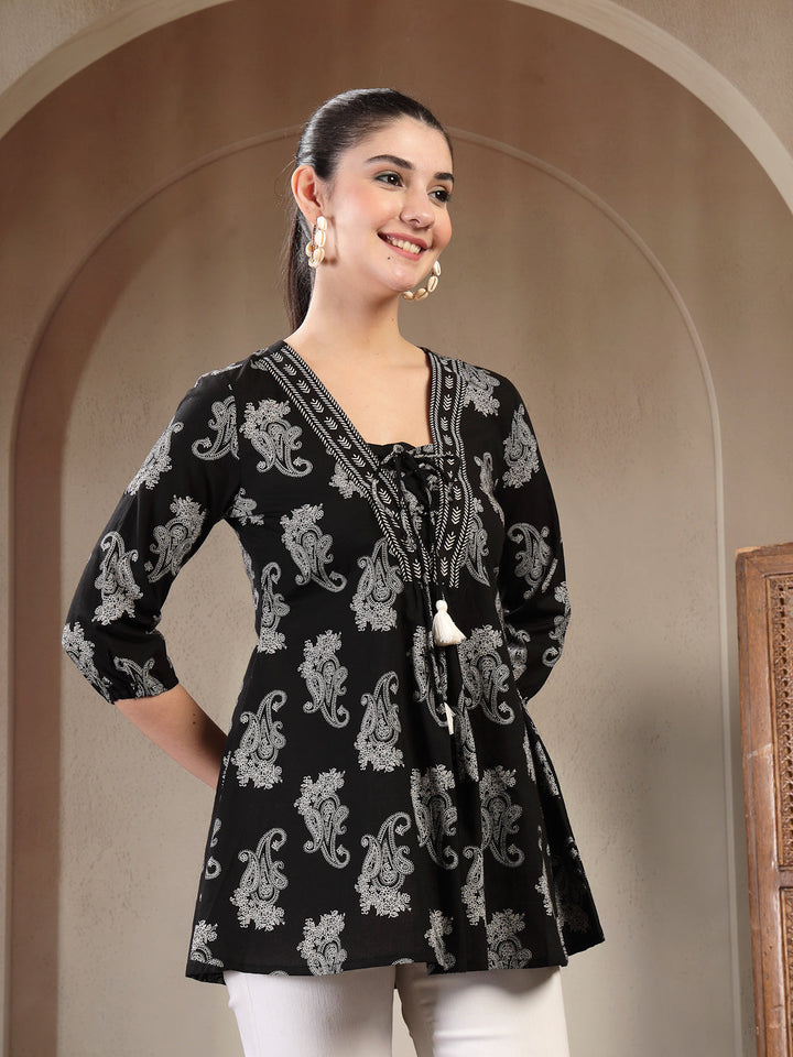 Cotton Hip Length Printed 3/4 Sleeves V-Neck Flared Top