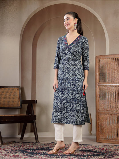 Cotton Calf Length Printed 3/4 Sleeves V-Neck Straight Kurta