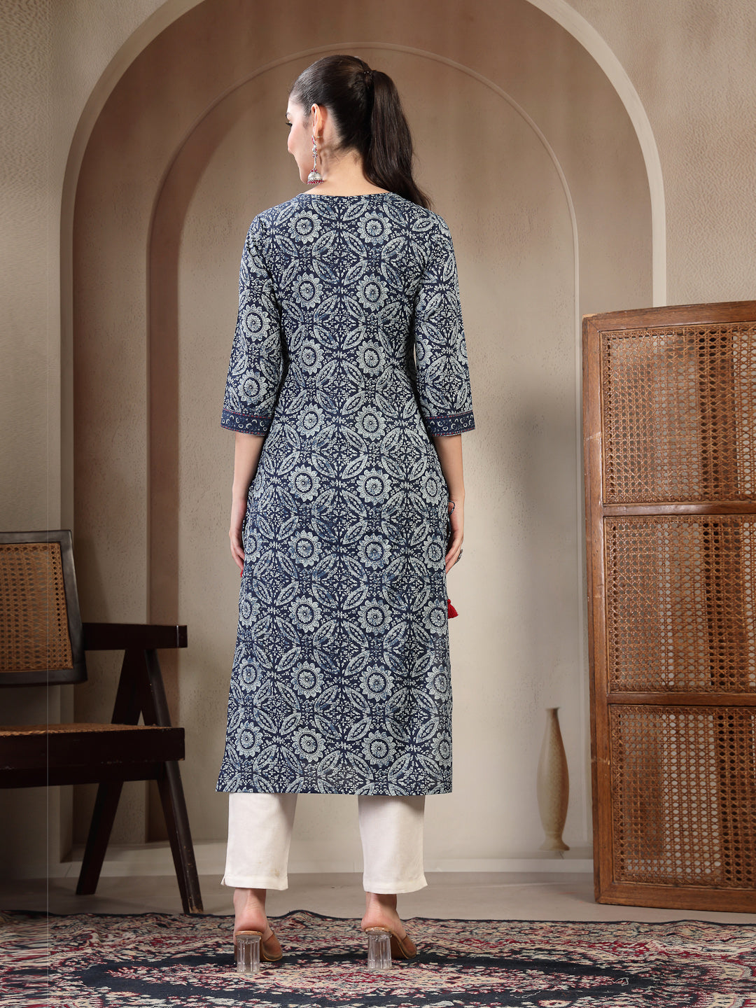 Cotton Calf Length Printed 3/4 Sleeves V-Neck Straight Kurta