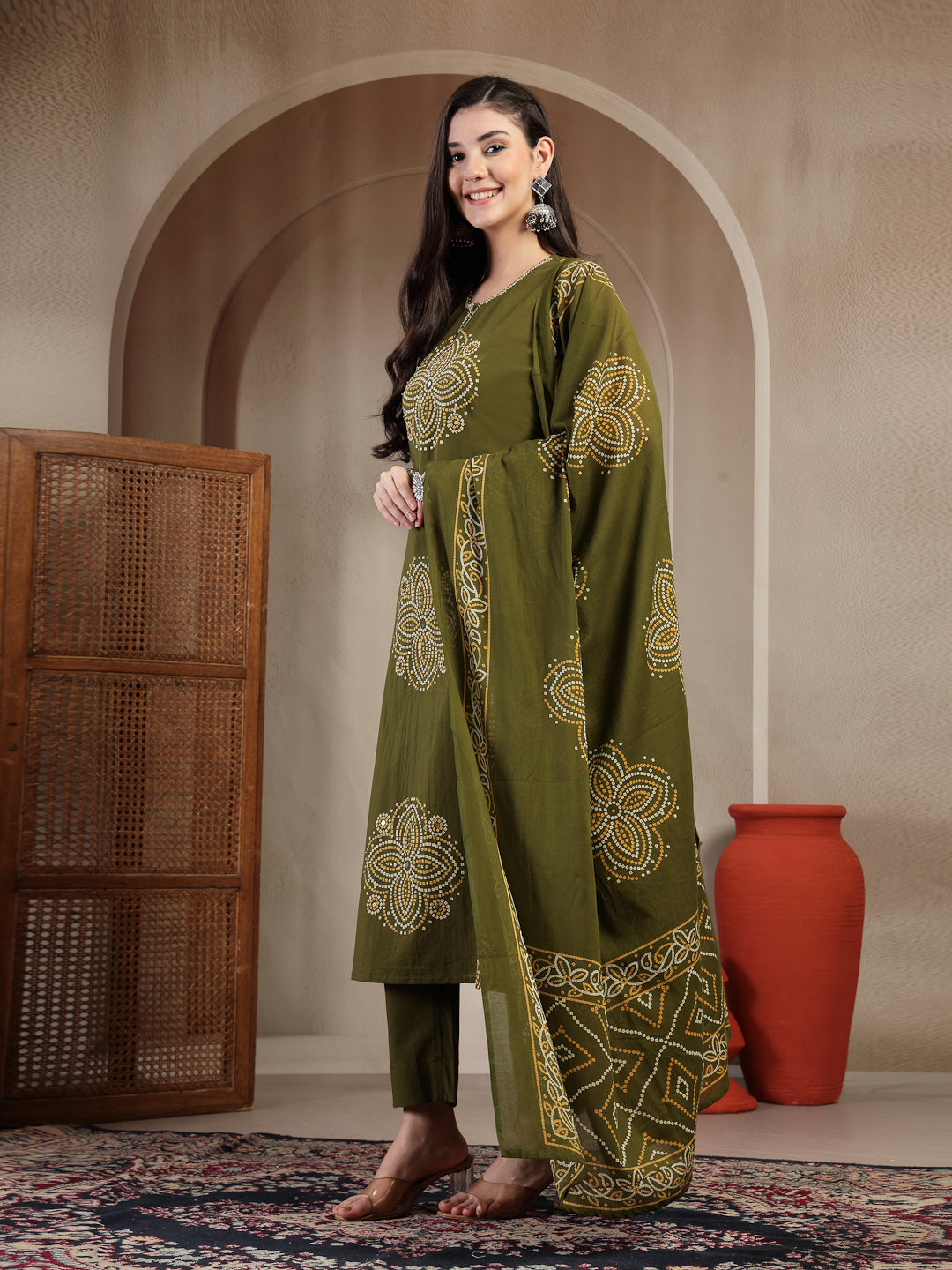 Cotton Calf Length Printed Sleeveless Round Neck Straight Kurta Suit Set With Dupatta