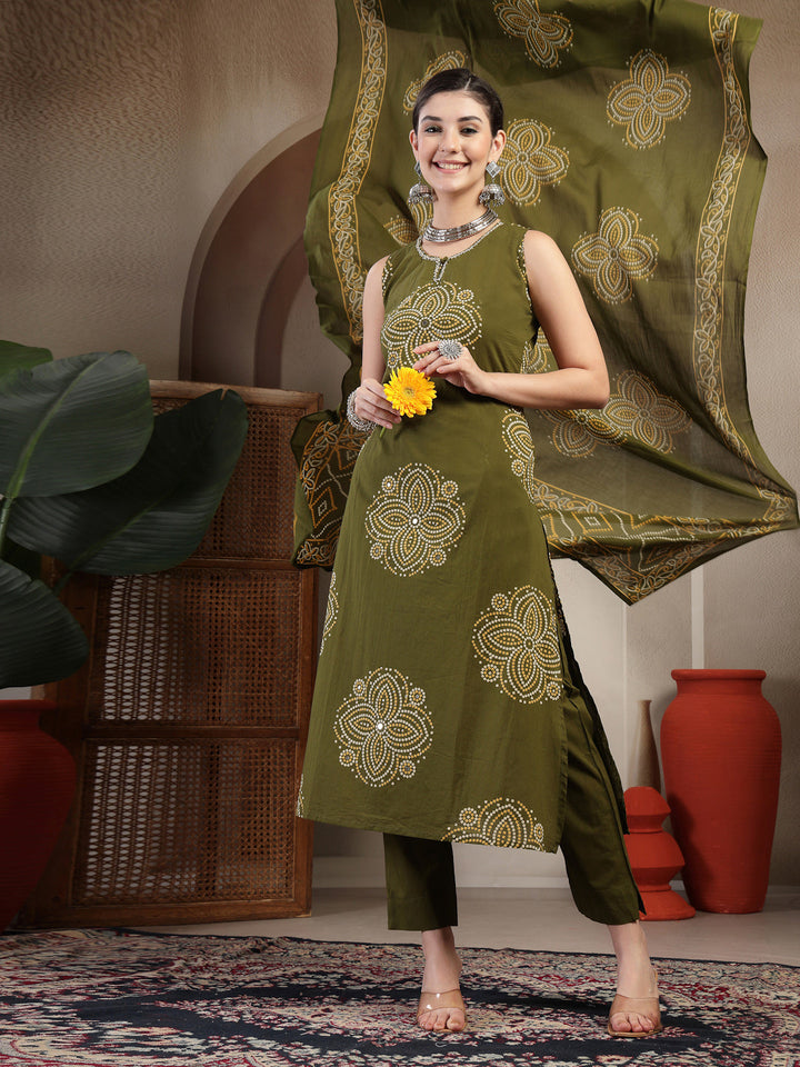 Cotton Calf Length Printed Sleeveless Round Neck Straight Kurta Suit Set With Dupatta