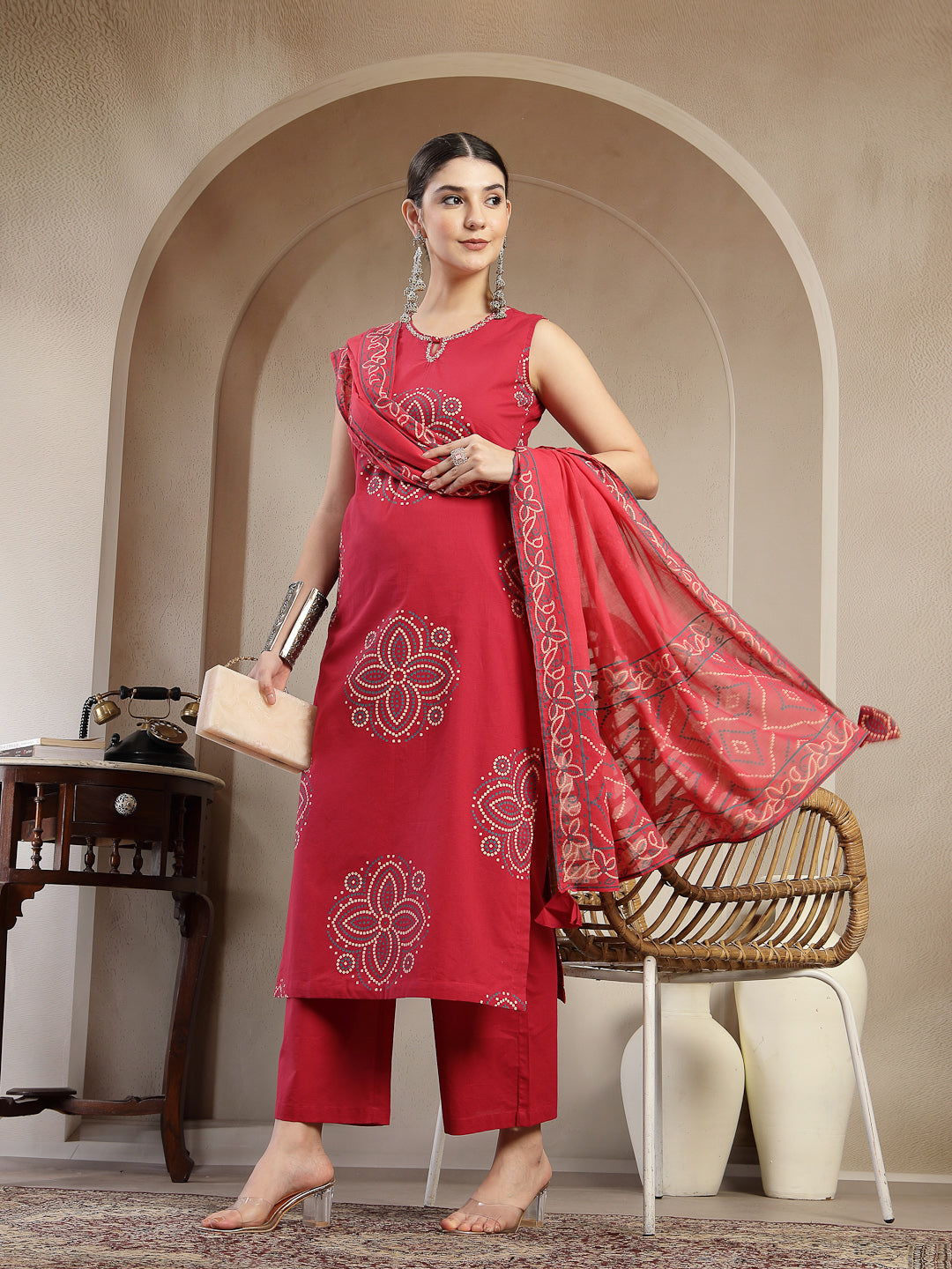 Cotton Calf Length Printed Sleeveless Round Neck Straight Kurta Suit Set With Dupatta