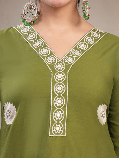 Straight Solid Cotton V-Neck Kurta Set With Dupatta