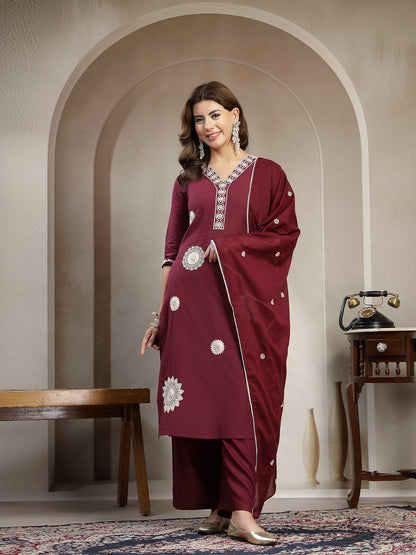 Straight Solid Cotton V-Neck Kurta Set With Dupatta
