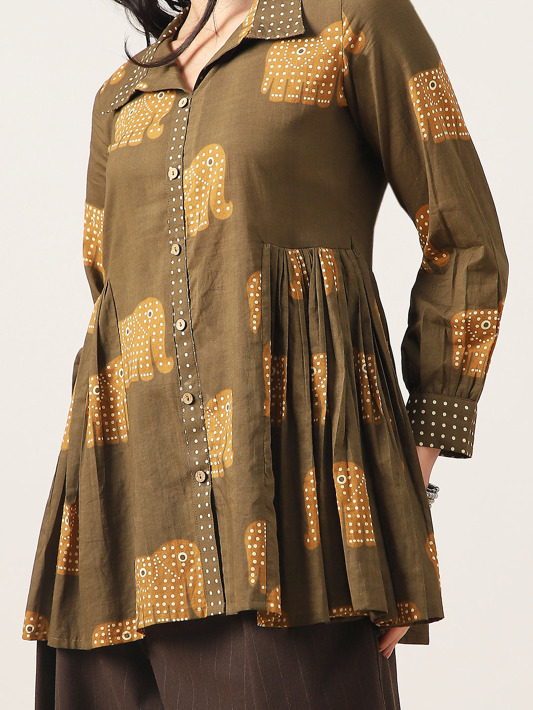 Flared Printed Cotton Shirt Collar Top