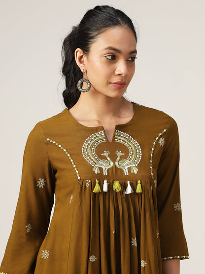 Flared Solid Rayon Round Neck Top