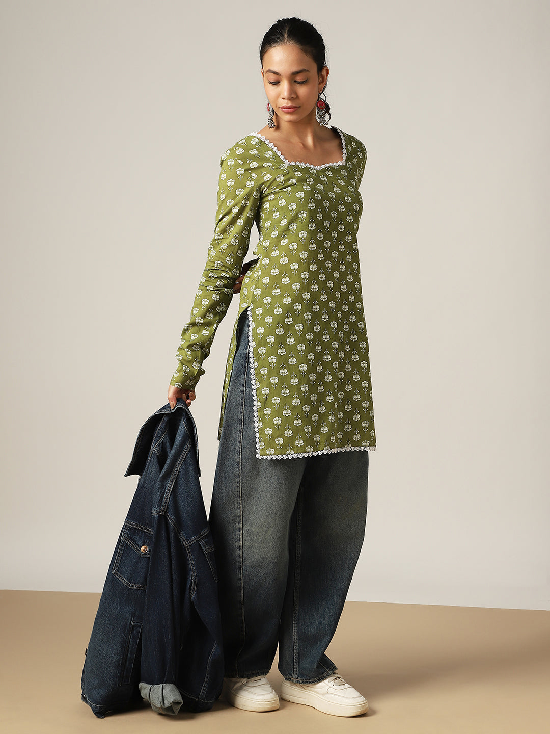 Straight Printed Cotton Sweet Heart Neck Top