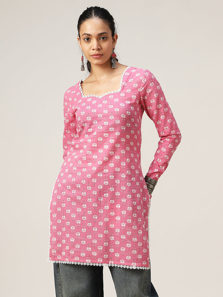 Straight Printed Cotton Sweet Heart Neck Top